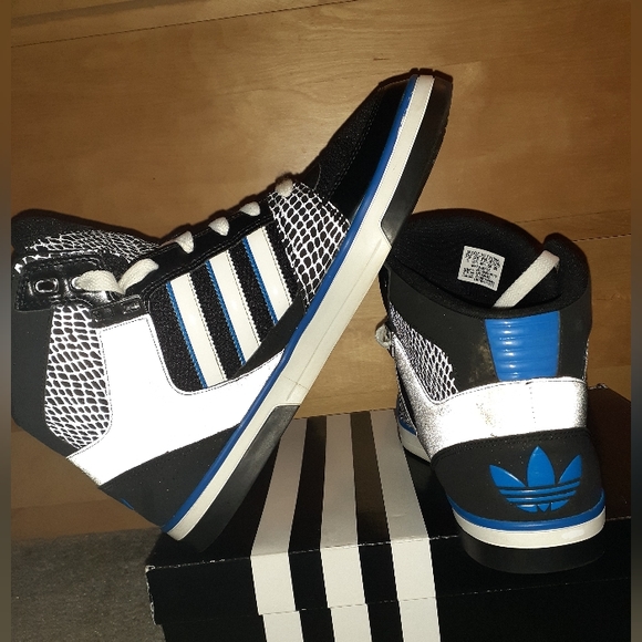 ADIDAS  MENS 11 - Picture 2 of 5